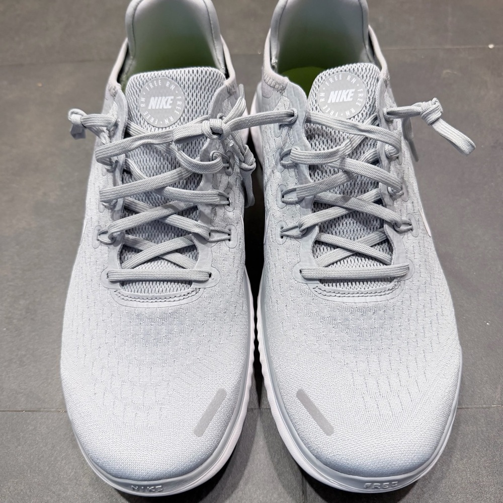 Nike Free Run 2018 Men’s size 11
Light Gray Running Shoes